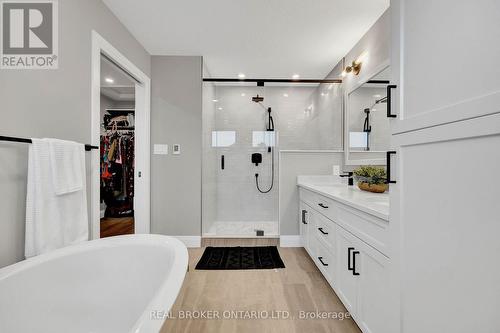 159 Timber Trail Road, Woolwich, ON - Indoor Photo Showing Bathroom