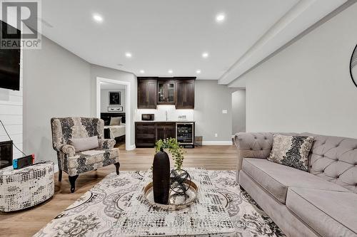 159 Timber Trail Road, Woolwich, ON - Indoor Photo Showing Living Room