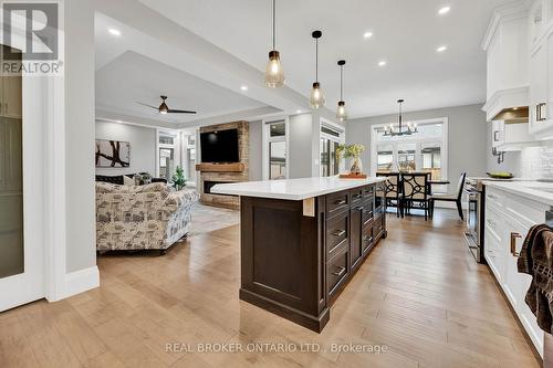 159 Timber Trail Road, Woolwich, ON - Indoor Photo Showing Kitchen With Upgraded Kitchen