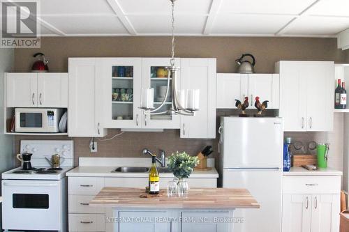 13 Clear Lake Court, Marmora And Lake, ON - Indoor Photo Showing Kitchen