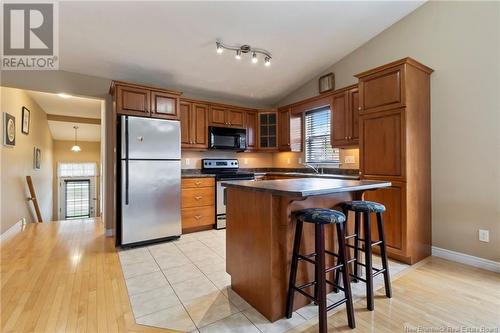 137 Mount Pleasant, Moncton, NB - Indoor Photo Showing Kitchen