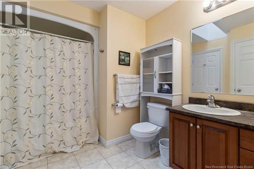 137 Mount Pleasant, Moncton, NB - Indoor Photo Showing Bathroom