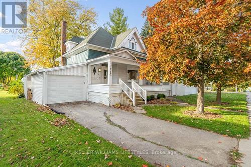 212 Warwick Street, Warwick (Watford), ON - Outdoor With Facade