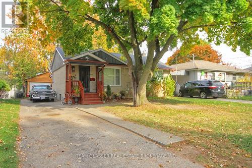 1656 Moffatt Avenue, London, ON - Outdoor With Facade