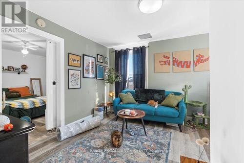 13 Church Street, Stirling-Rawdon, ON - Indoor Photo Showing Living Room