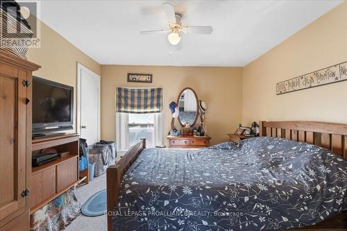 13 Church Street, Stirling-Rawdon, ON - Indoor Photo Showing Bedroom