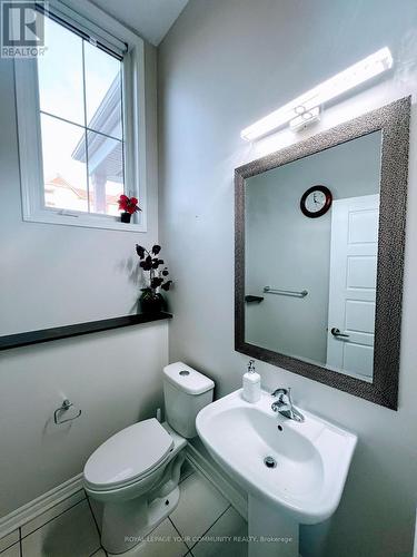 1140 Duignan Crescent, Milton, ON - Indoor Photo Showing Bathroom