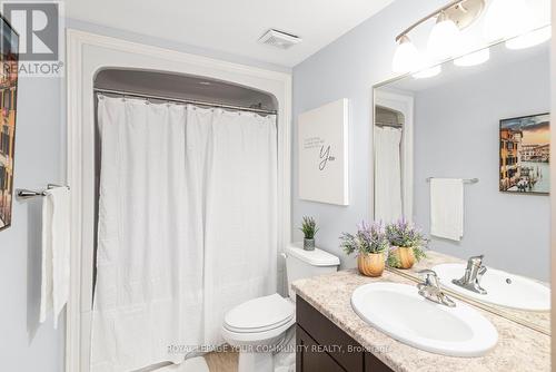 556 Gaiser Road, Welland, ON - Indoor Photo Showing Bathroom