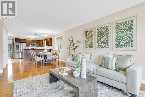 1 Pier Drive, Brighton, ON - Indoor Photo Showing Living Room