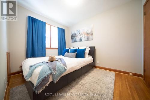 69 Elm Street, Haldimand, ON - Indoor Photo Showing Bedroom