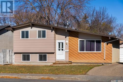 1826 Dewdney Avenue E, Regina, SK - Outdoor