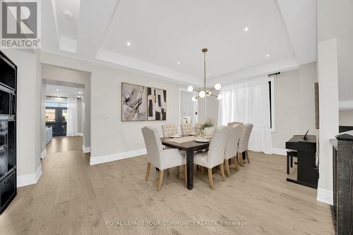 64 Deerhaven Crescent, Vaughan, ON - Indoor Photo Showing Dining Room