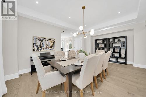 64 Deerhaven Crescent, Vaughan, ON - Indoor Photo Showing Dining Room