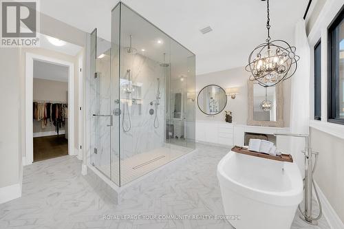 64 Deerhaven Crescent, Vaughan, ON - Indoor Photo Showing Bathroom