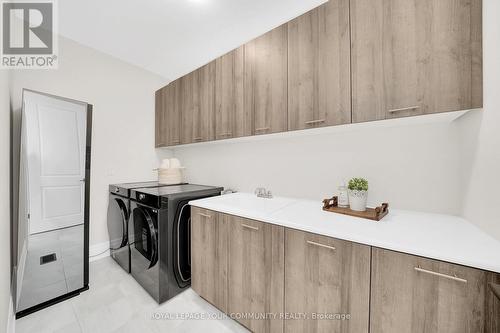 64 Deerhaven Crescent, Vaughan, ON - Indoor Photo Showing Laundry Room