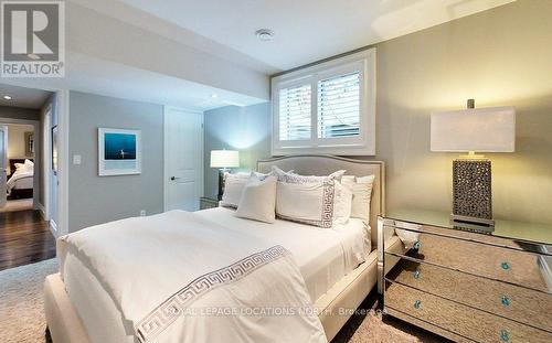 104 Hoggard Court, Blue Mountains, ON - Indoor Photo Showing Bedroom