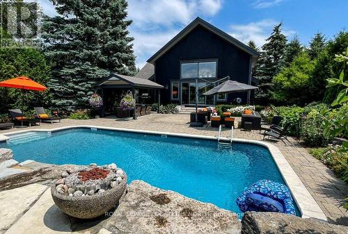 104 Hoggard Court, Blue Mountains, ON - Outdoor With In Ground Pool With Backyard