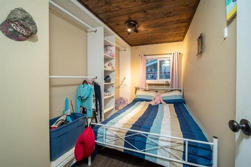 37 Gayet Drive, St Genevieve, MB - Indoor Photo Showing Other Room