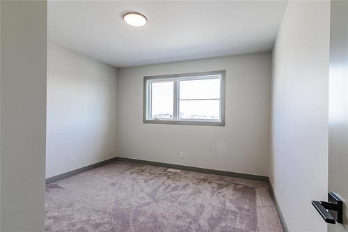 128 Cowley Street, Winnipeg, MB - Indoor Photo Showing Other Room