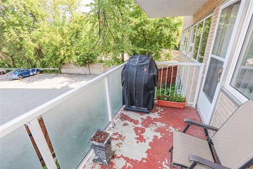 205 71 Roslyn Road, Winnipeg, MB - Outdoor With Balcony With Exterior