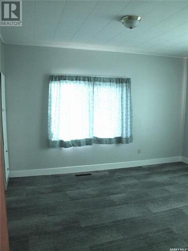 237 Jutland Street, Sceptre, SK - Indoor Photo Showing Other Room