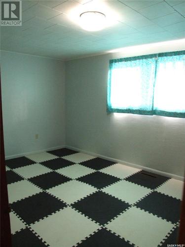 237 Jutland Street, Sceptre, SK - Indoor Photo Showing Other Room