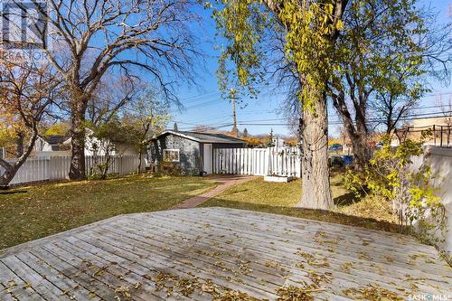 4012 Regina Avenue, Regina, SK - Outdoor