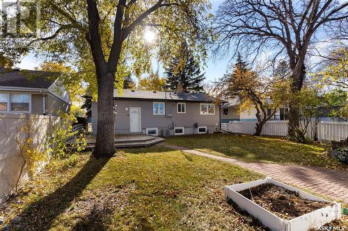 4012 Regina Avenue, Regina, SK - Outdoor