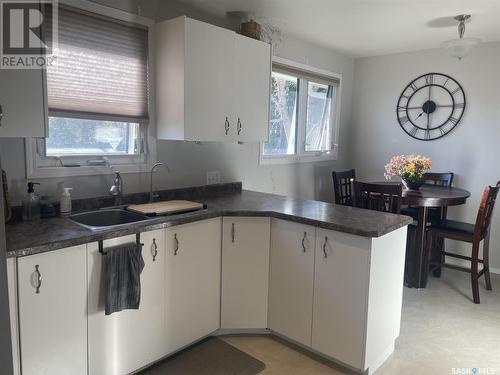 258 Haviland Crescent, Saskatoon, SK - Indoor Photo Showing Kitchen With Double Sink