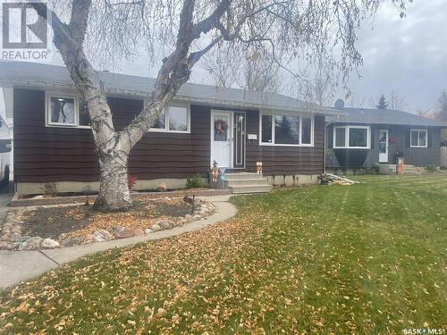 258 Haviland Crescent, Saskatoon, SK - Outdoor With Facade