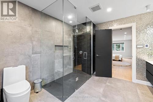 2939 Harvey Crescent, Mississauga, ON - Indoor Photo Showing Bathroom