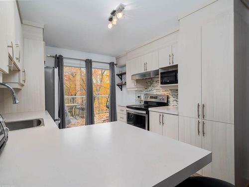 Kitchen - 3689 18E Rue, Laval (Laval-Ouest), QC - Indoor Photo Showing Kitchen