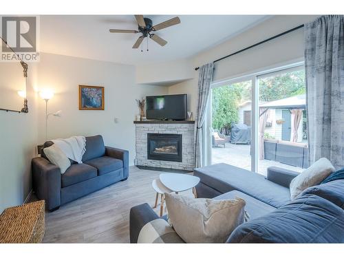 187 Brooks Place, Penticton, BC - Indoor Photo Showing Living Room With Fireplace