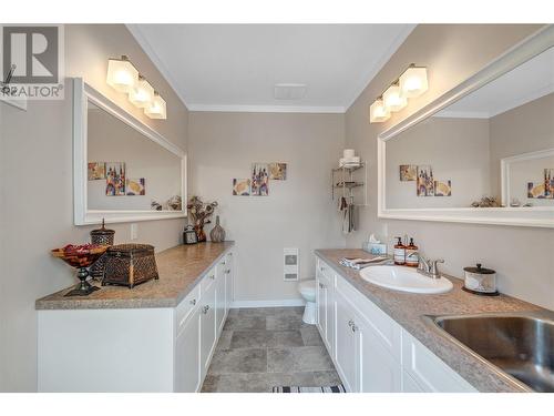 10707 Giants Head Road, Summerland, BC - Indoor Photo Showing Bathroom