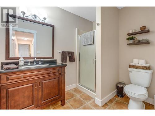 10707 Giants Head Road, Summerland, BC - Indoor Photo Showing Bathroom