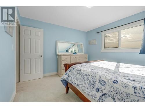 10707 Giants Head Road, Summerland, BC - Indoor Photo Showing Bedroom