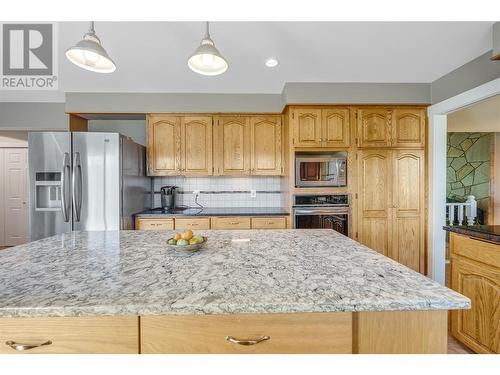 10707 Giants Head Road, Summerland, BC - Indoor Photo Showing Kitchen