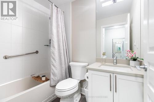 313 - 128 Garden Drive, Oakville, ON - Indoor Photo Showing Bathroom