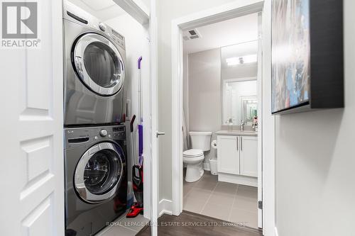 313 - 128 Garden Drive, Oakville, ON - Indoor Photo Showing Laundry Room