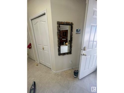 1906 37B Av Nw, Edmonton, AB - Indoor Photo Showing Other Room