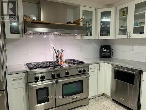 257 Patricia Avenue, Toronto, ON - Indoor Photo Showing Kitchen