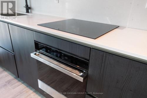 3107 - 327 King Street W, Toronto, ON - Indoor Photo Showing Kitchen