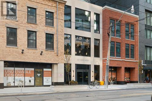 3107 - 327 King Street W, Toronto, ON - Outdoor With Facade