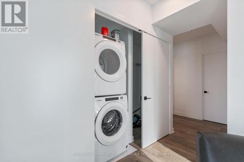 3107 - 327 King Street W, Toronto, ON - Indoor Photo Showing Laundry Room