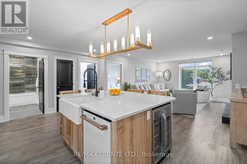 507 - 17 Cleave Avenue, Prince Edward County (Picton), ON - Indoor Photo Showing Kitchen