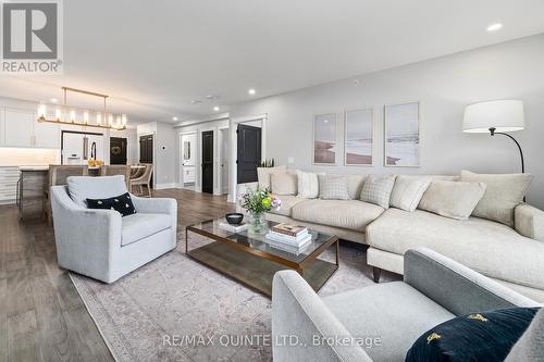 507 - 17 Cleave Avenue, Prince Edward County (Picton), ON - Indoor Photo Showing Living Room