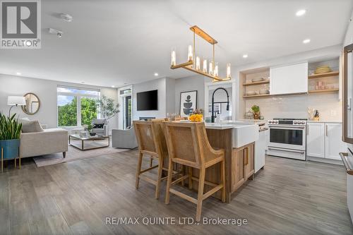 507 - 17 Cleave Avenue, Prince Edward County (Picton), ON - Indoor Photo Showing Kitchen With Upgraded Kitchen