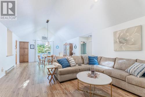 Keep the whole family together in this space - 10248 Pinetree Drive, Lambton Shores (Grand Bend), ON - Indoor Photo Showing Living Room