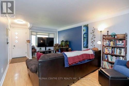 B - 347 Sylvan Street, London, ON - Indoor