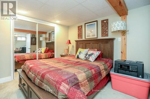 B - 347 Sylvan Street, London, ON - Indoor Photo Showing Bedroom